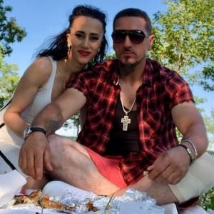 Meet your Posher, Gjon